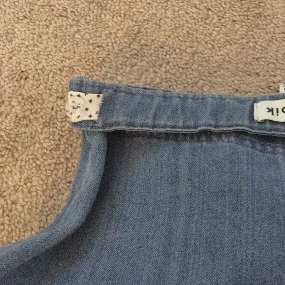 A blue denim skirt - Picture 6 of 6